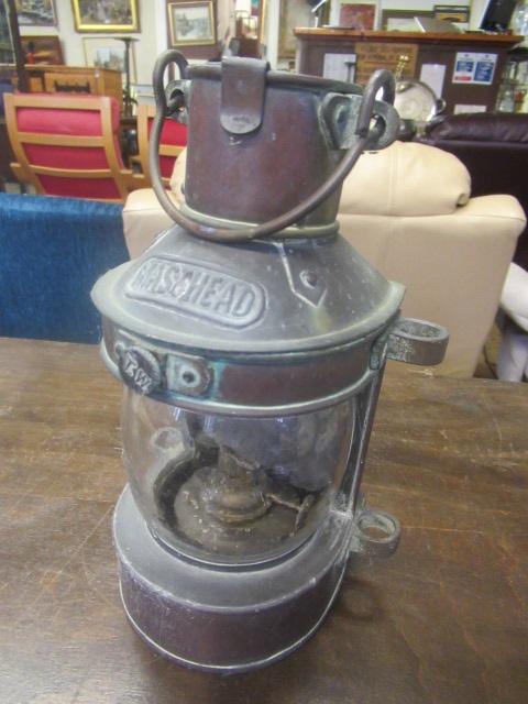 MAST HEAD LIGHT Image