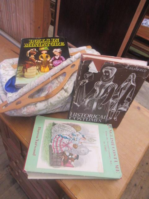ARTS AND CRAFTS BOOKS ETC Image