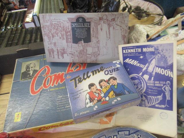QUANTITY OF VINTAGE GAMES Image