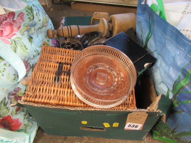 BOX OF MISCELLANEOUS ITEMS Image
