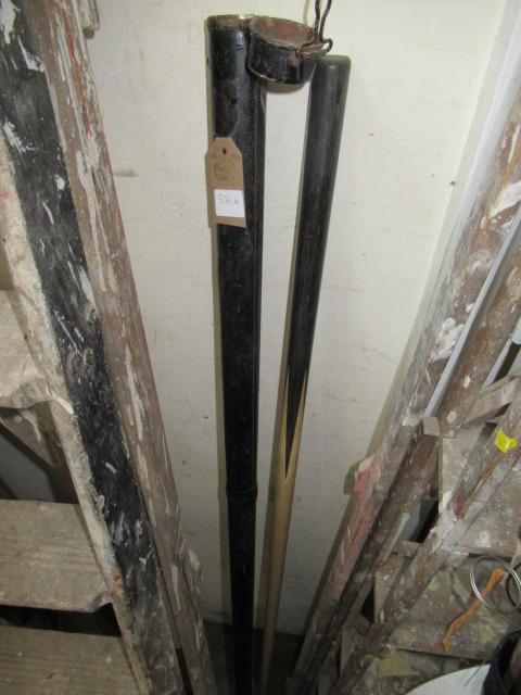 POOL CUE Image