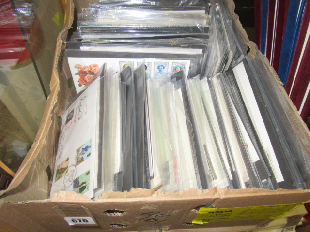 LARGE BOX OF DECIMAL FIRST DAY COVERS Image