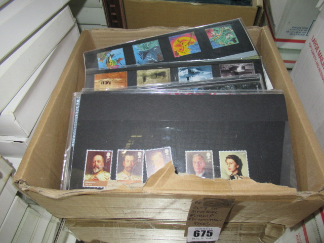 QUANTITY OF DECIMAL STAMP PRESENTATION PACKS Image