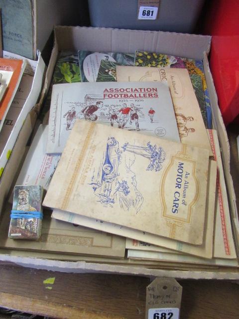TRAY OF CIGARETTE CARDS Image