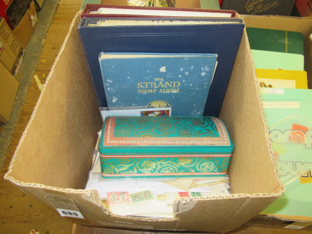 BOX OF WORLD STAMPS AND COVERS Image