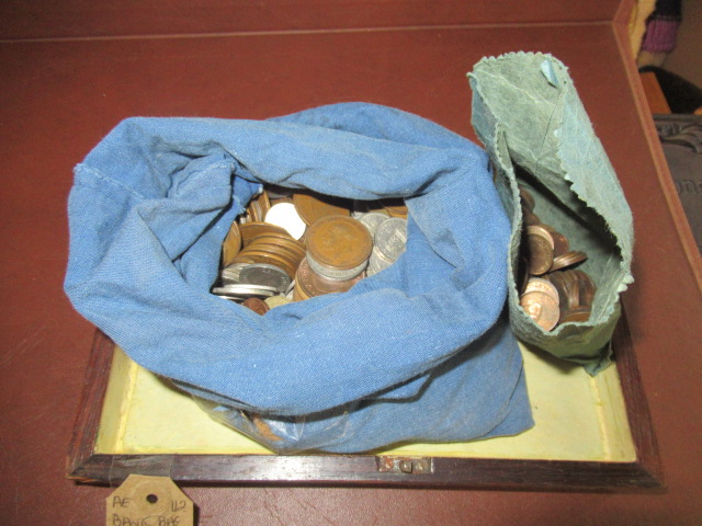 BANK BAG OF FARTHINGS AND BLUE BAG OF BRITISH COINAGE Image