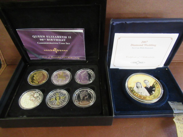 COMMEMORATIVE CROWN SET AND DIAMOND WEDDING COIN Image