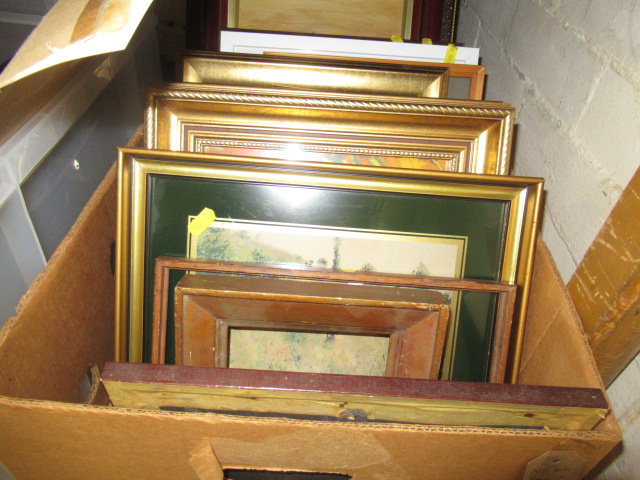 BOX OF PICTURES Image