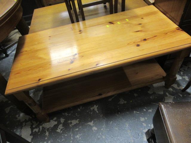 DROP LEAF OCCASIONAL TABLE Image