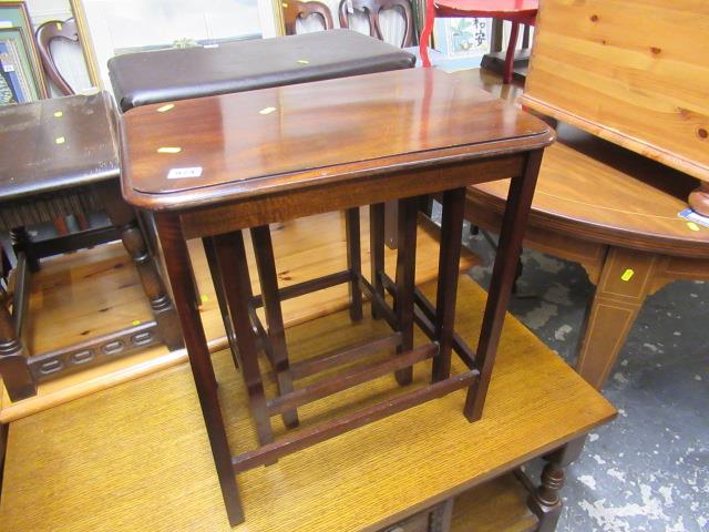 NEST OF TABLES Image