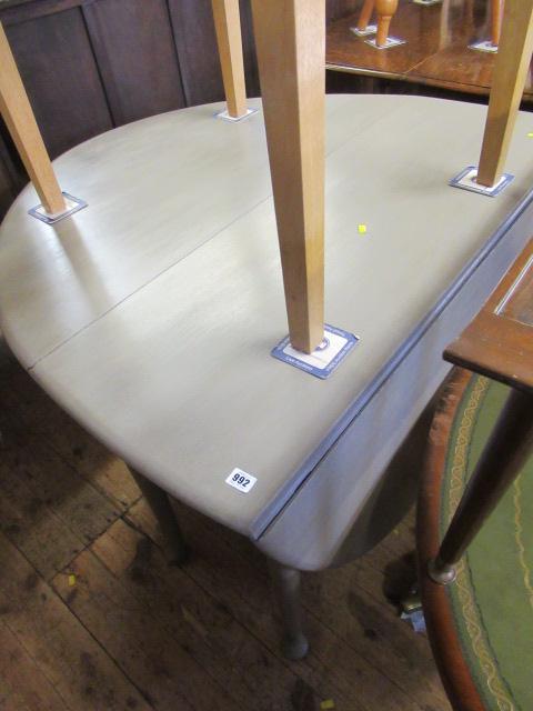 PAINTED FOLDING DINING TABLE Image