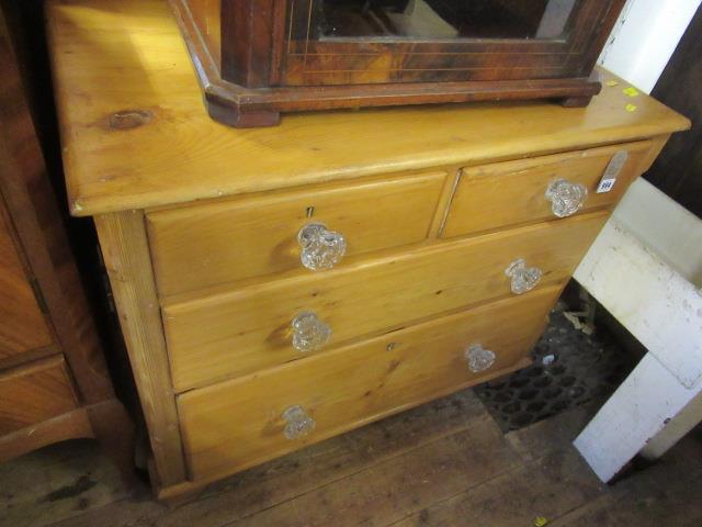 PINE CHEST OF DRAWERS Image