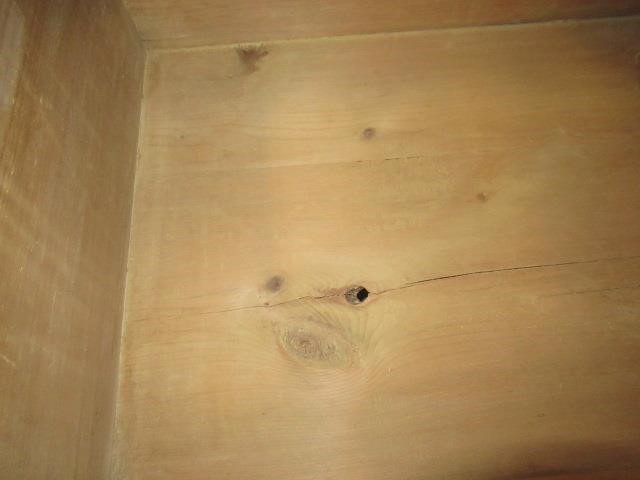PINE CHEST OF DRAWERS Image