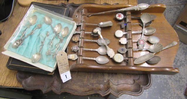 QUANTITY OF COLLECTABLE SPOONS    RACK    TRAY AND SILVER HANDLED BUTTON HOOK Image