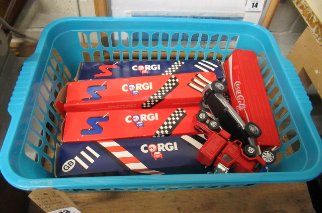 TRAY OF BOXED CORGI DIE CAST CARS AND LORRIES    Image