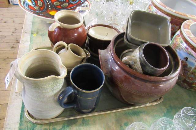TRAY OF EARTHENWARE Image