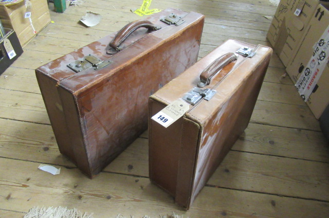 TWO VINTAGE SUITCASES Image