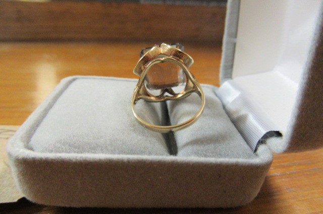 GOLD GEM SET RING Image