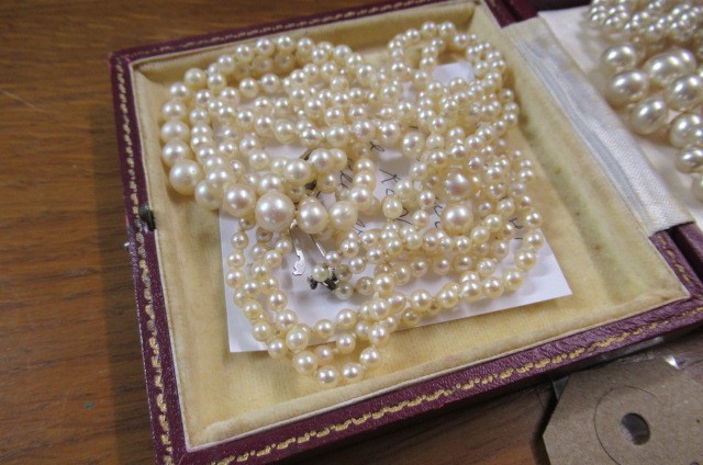 PEARL NECKLACE WITH SILVER CLASP AND ANOTHER Image