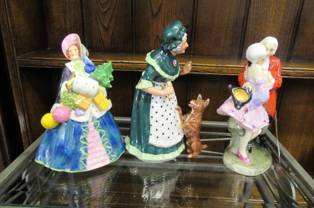 ROYAL DOULTON FIGURE PERFECT PAIR AND ANOTHER AND A  ROYAL WORCESTER FIGURE NOEL (3) Image