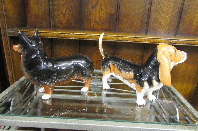 BESWICK CORGI AND BASSETT HOUND Image