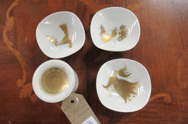 FOUR PIECES OF ROSENTHAL PORCELAIN Image