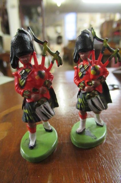 BOX OF TOY SOLDIERS Image