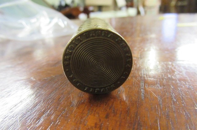 VICTORIAN BRASS GO TO BED VESTA   Image