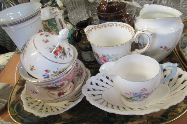 TRAY OF SHELLEY AND ROYAL CROWN DERBY AND OTHER CHINA Image