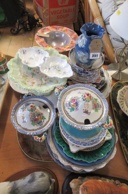 TRAY OF CERAMICS Image