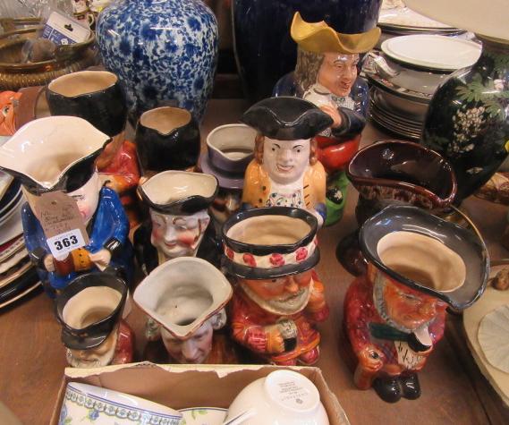 QUANTITY OF CHARACTER AND TOBY JUGS Image