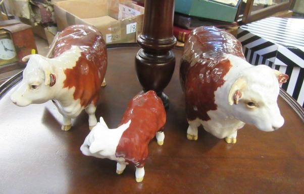 BESWICK BULL    COW AND CALF Image