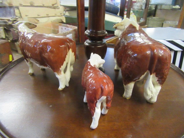 BESWICK BULL    COW AND CALF Image
