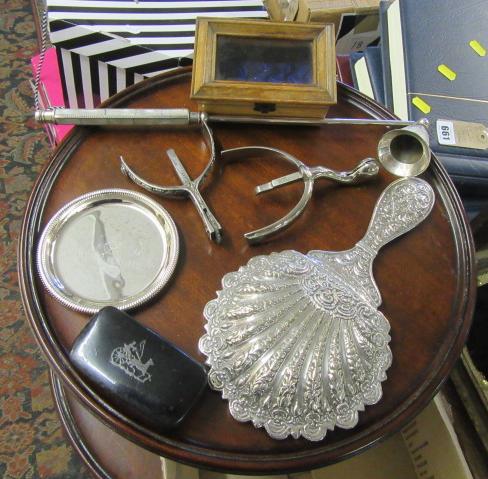 BOX OF COLLECTABLES INCLUDING SPURS  HANDMIRROR ETC Image