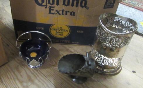 SMALL BOX OF METALWARE Image