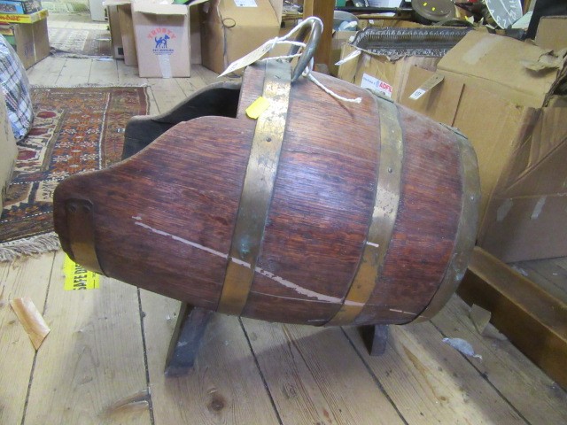 BARREL COAL SCUTTLE Image
