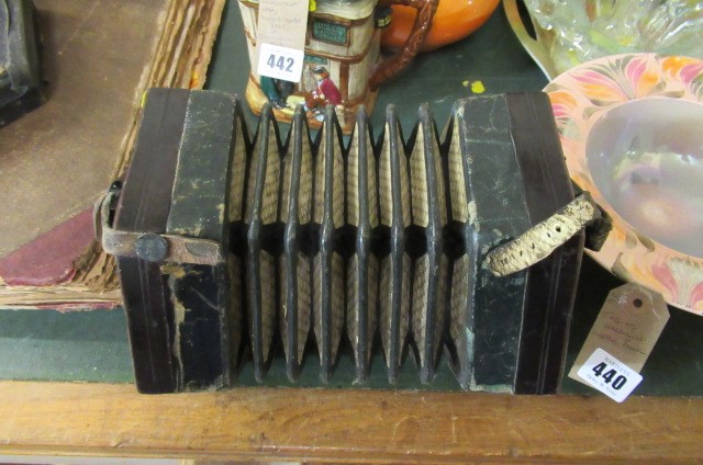 CONCERTINA Image