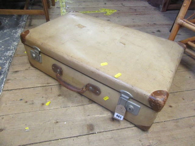 RETRO SUITCASE Image