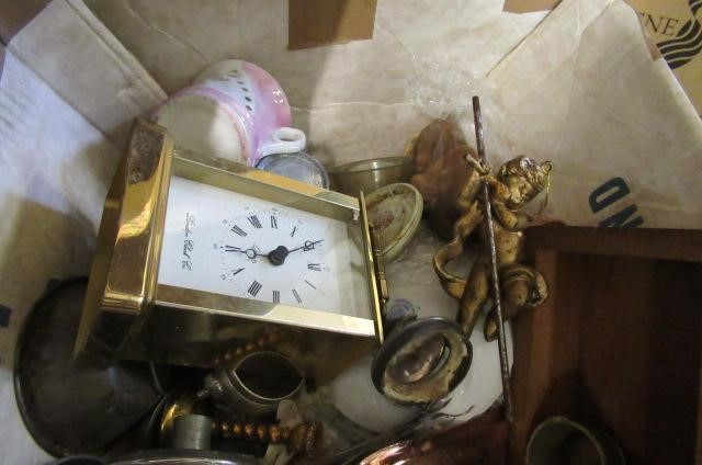 QUANTITY OF METALWARE INCLUDING CLOCK Image