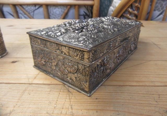 JAPANESE SILVER PLATED BOX AND PEPPER GRINDER Image