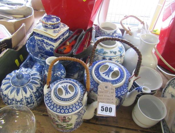 SELECTION OF BLUE AND WHITE ORIENTAL AND OTHER CHINA Image