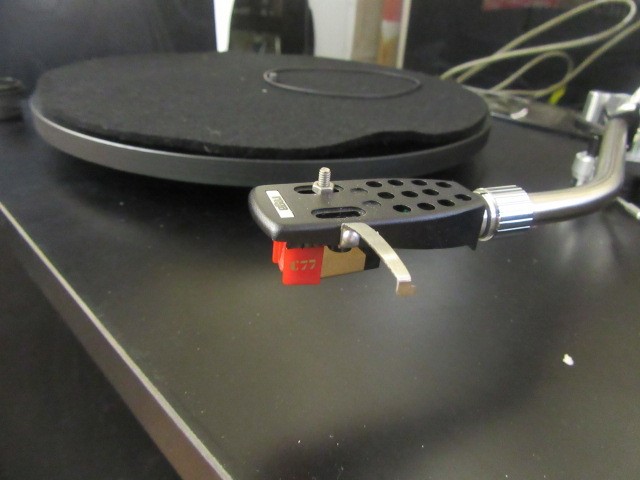 REGA PLANAR THREE RECORD DECK Image