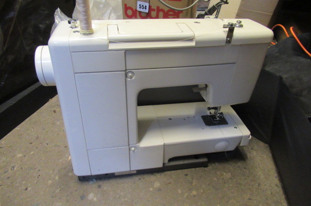 BROTHER SEWING MACHINE Image
