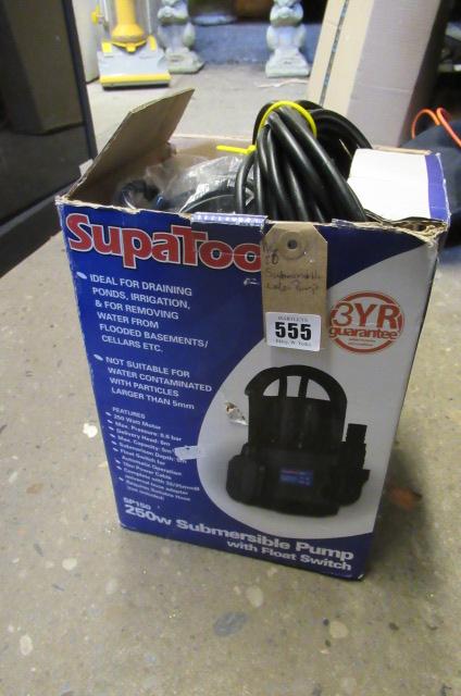 SUBMERSIBLE PUMP Image