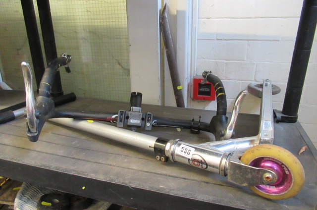 SCOOTER AND ROAD BIKE HANDLES Image