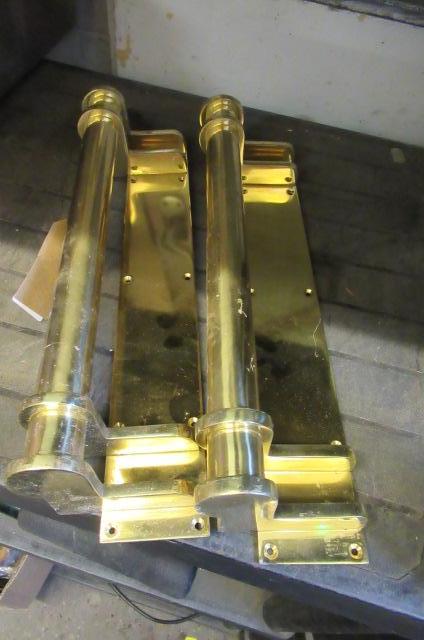 PAIR OF BRASS DECO STYLE DOOR HANDLES Image