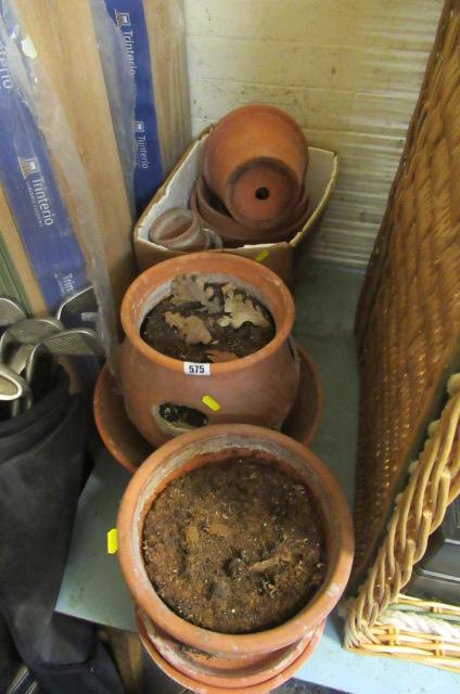 QUANTITY OF TERRACOTTA PLANT POTS Image
