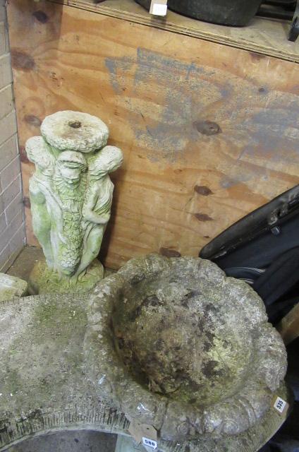 FIGURAL COMPOSITE BIRD BATH Image