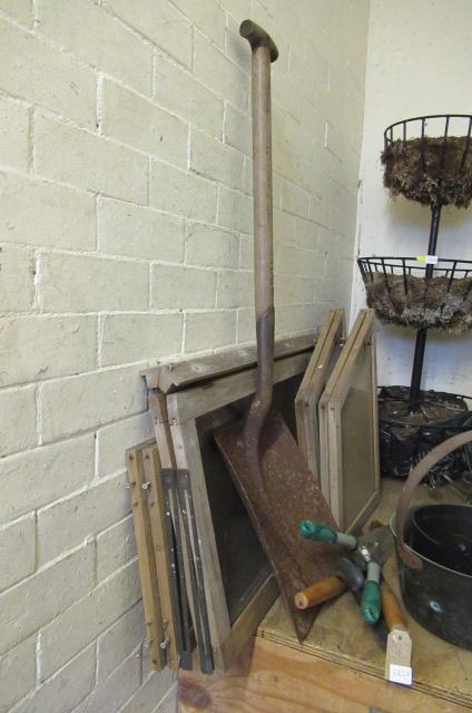 THREE PAIRS GARDEN SHEARS AND A FRAME ETC Image