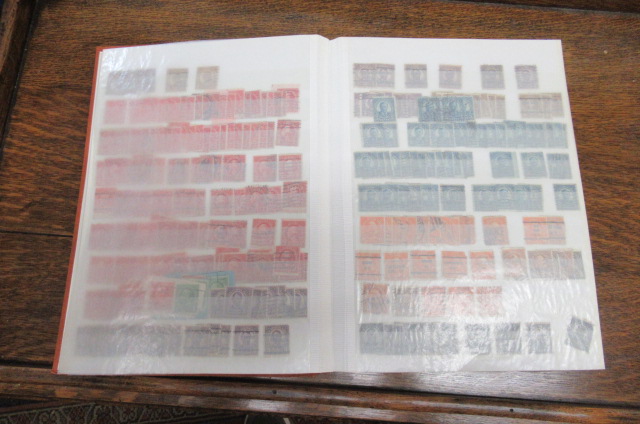WELL STOCKED USA STAMP ALBUM Image